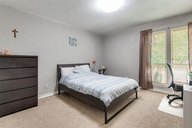 314 Santa Clara Street, Irving, TX 75062