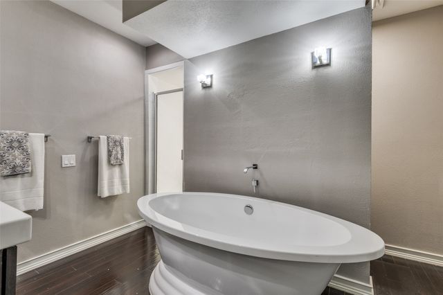 314 Santa Clara Street, Irving, TX 75062