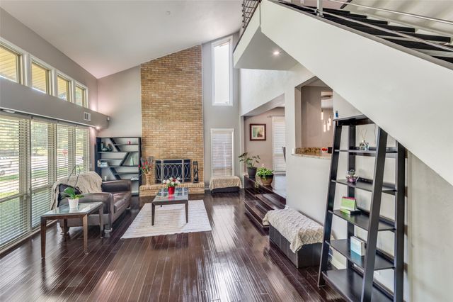 314 Santa Clara Street, Irving, TX 75062