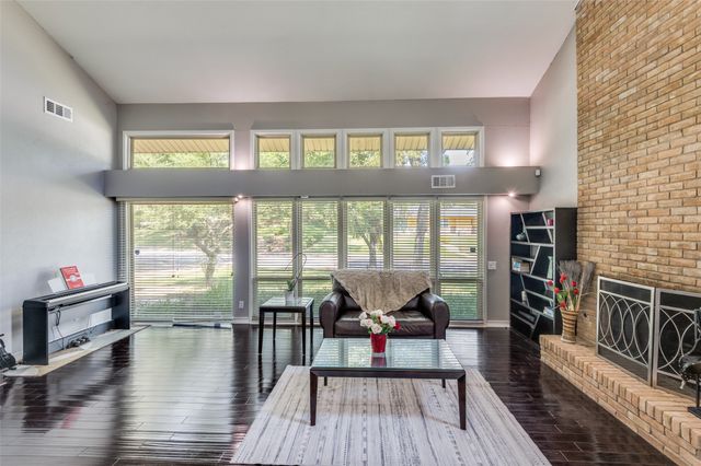 314 Santa Clara Street, Irving, TX 75062