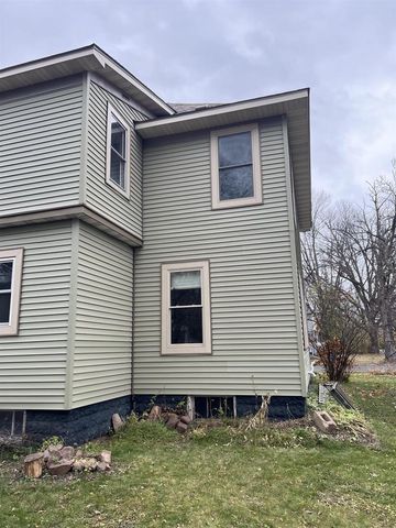 132 Reuter Ave, Unknown, WI 54868