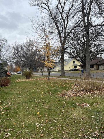 132 Reuter Ave, Unknown, WI 54868