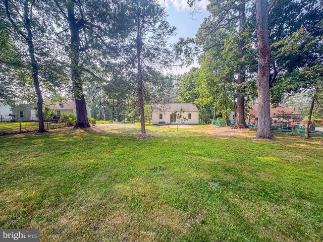 1212 BLACKHORSE HILL RD, Coatesville, PA 19320