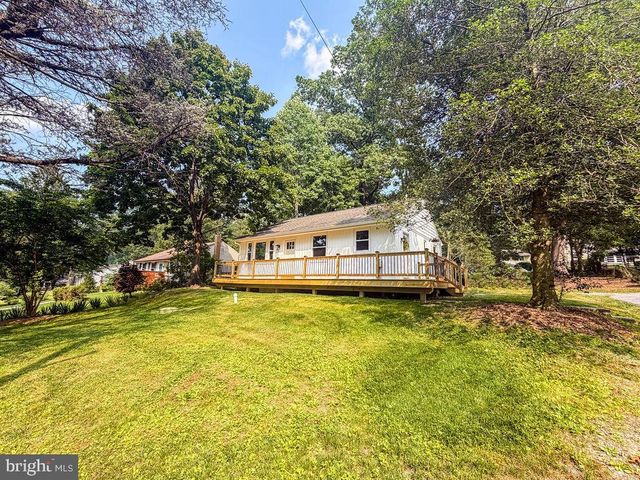1212 BLACKHORSE HILL RD, Coatesville, PA 19320