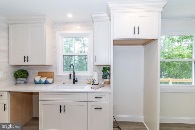 1212 BLACKHORSE HILL RD, Coatesville, PA 19320
