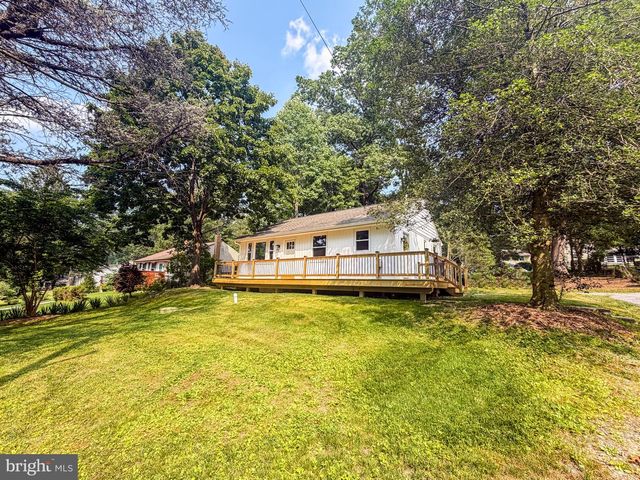 1212 BLACKHORSE HILL RD, Coatesville, PA 19320