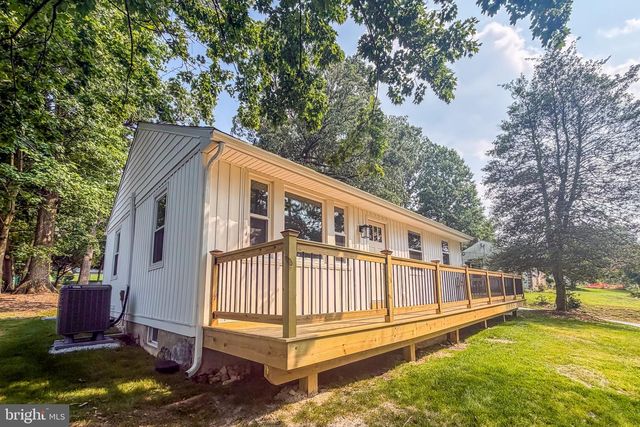 1212 BLACKHORSE HILL RD, Coatesville, PA 19320