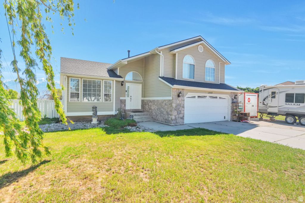 12509 S ELM MEADOW RD, Riverton, UT 84065