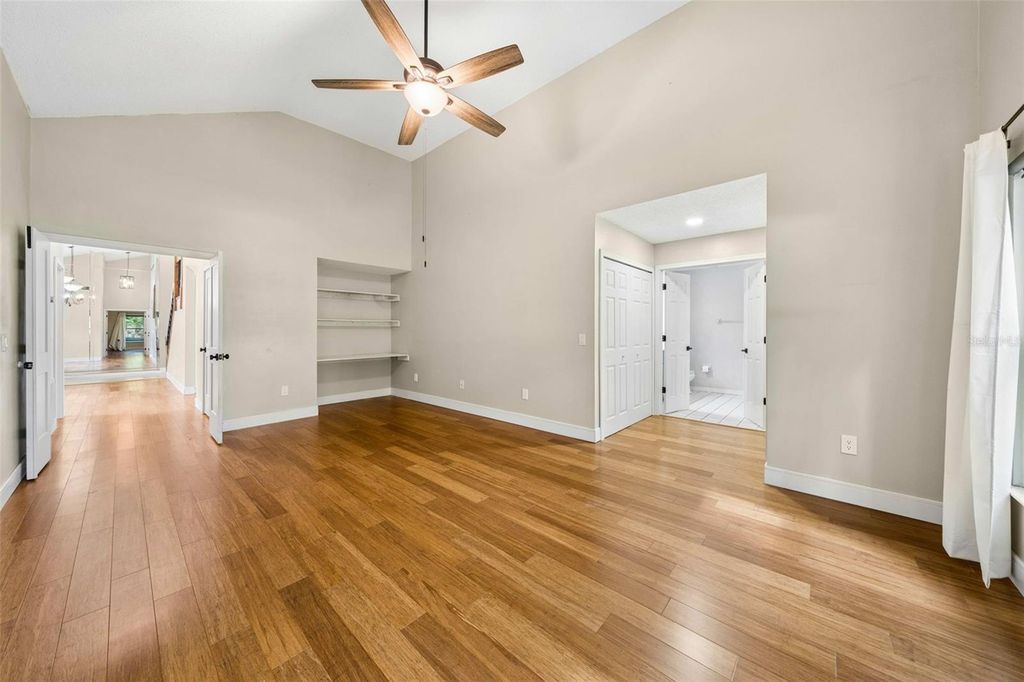 Image 15 of property listing at 1714 CYPRESS RIDGE DRIVE, Orlando, FL 32825