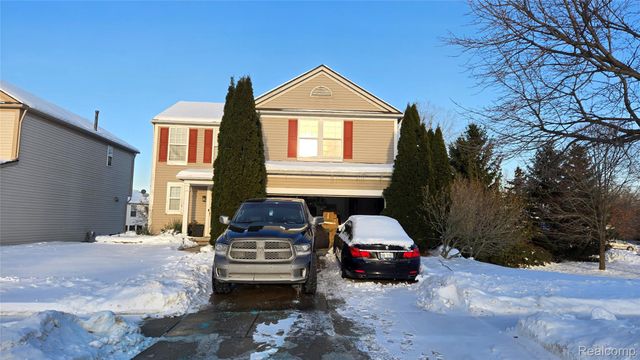 1554 Meadow Ridge Drive, Pontiac, MI 48340