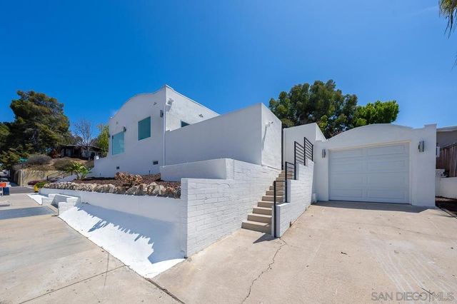 3005 Olive St, San Diego, CA 92104