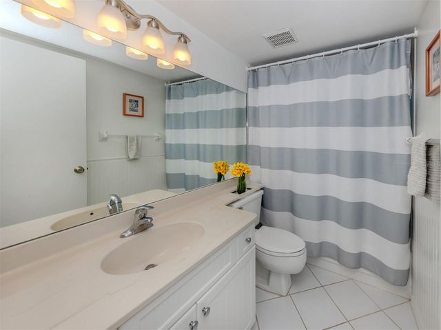 435 CERROMAR LANE 326, Venice, FL 34293