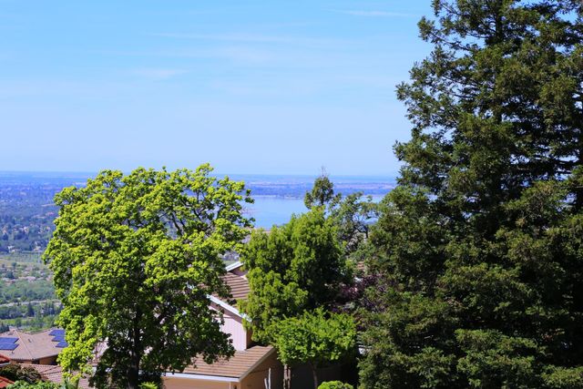 481 Powers Dr, El Dorado Hills, CA 95762