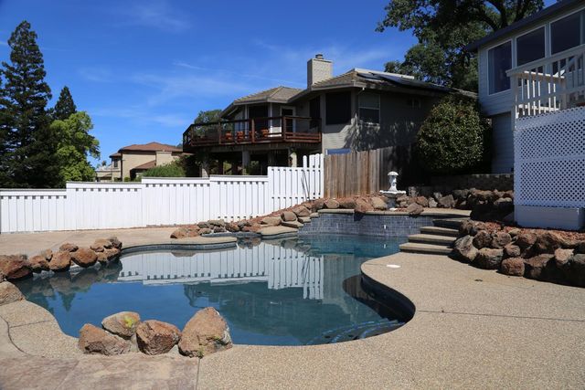 481 Powers Dr, El Dorado Hills, CA 95762