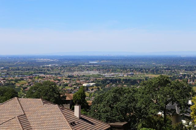 481 Powers Dr, El Dorado Hills, CA 95762