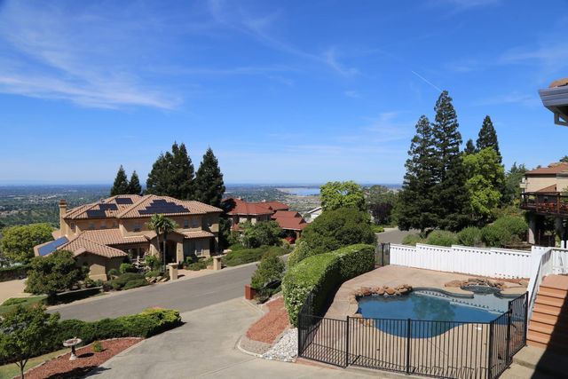 481 Powers Dr, El Dorado Hills, CA 95762