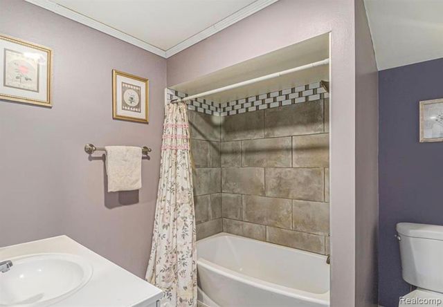 8212 Tindall Road, Davisburg, MI 48350