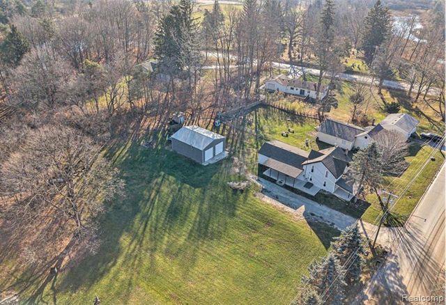 8212 Tindall Road, Davisburg, MI 48350