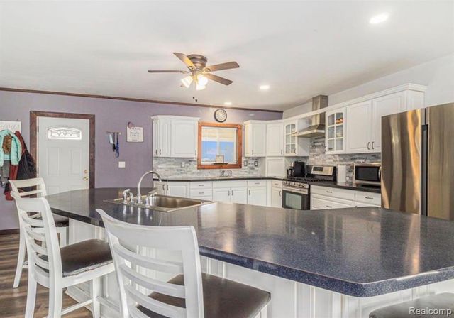 8212 Tindall Road, Davisburg, MI 48350