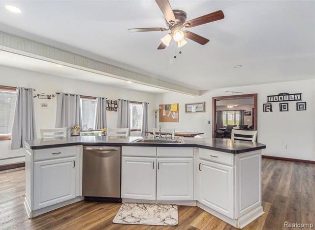 8212 Tindall Road, Davisburg, MI 48350