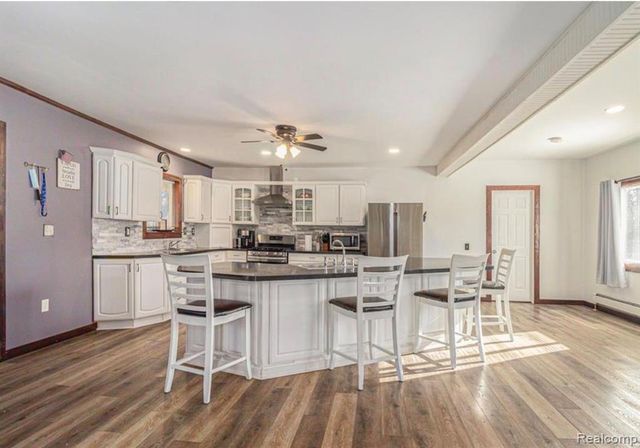 8212 Tindall Road, Davisburg, MI 48350