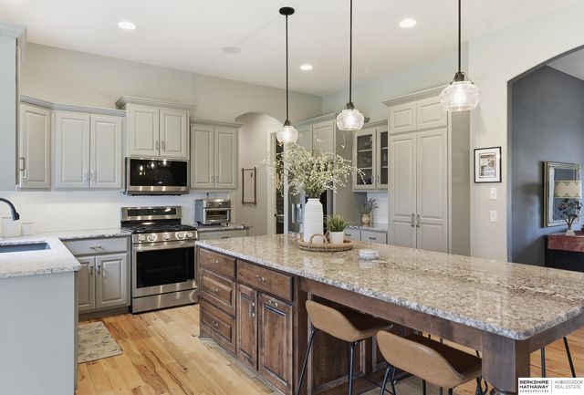 3235 S 188th Street, Omaha, NE 68130