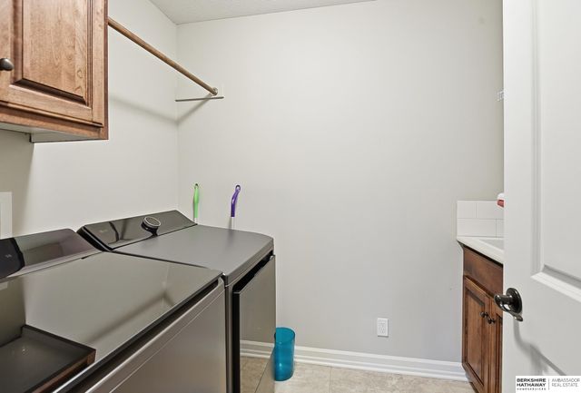 3235 S 188th Street, Omaha, NE 68130