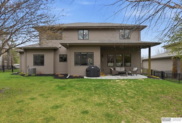 3235 S 188th Street, Omaha, NE 68130