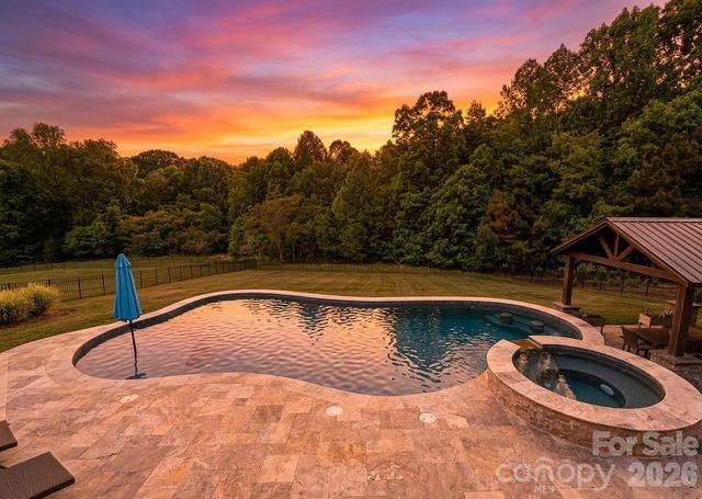 176 Hidden Meadows Drive, Mooresville, NC 28117