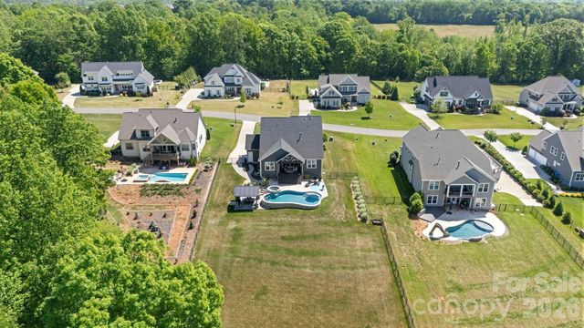 176 Hidden Meadows Drive, Mooresville, NC 28117