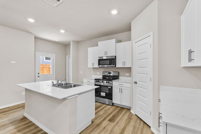 3149 Maple Orchard Lane, Fort Worth, TX 76140