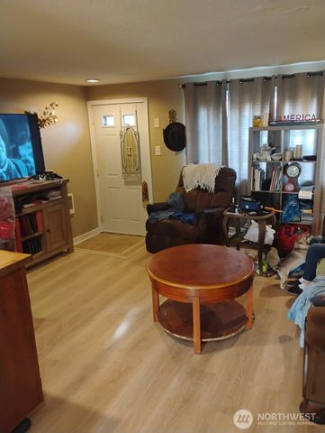 711 Polk Street, Aberdeen, WA 98520