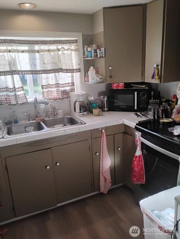 711 Polk Street, Aberdeen, WA 98520