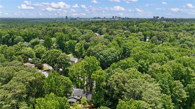 1689 Wellshire Lane, Atlanta, GA 30338