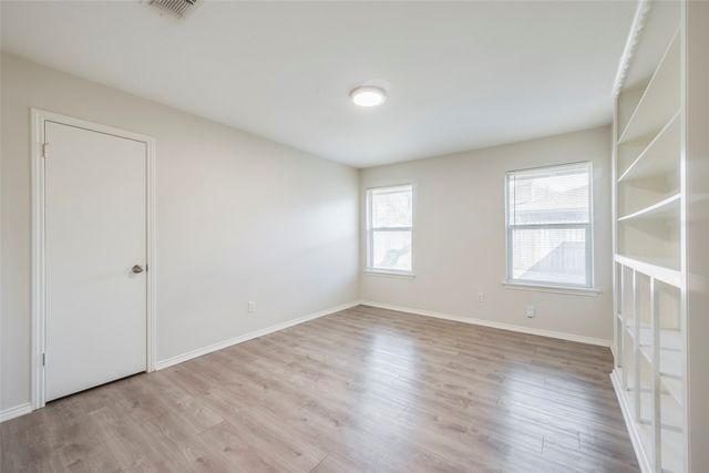 2824 Amber Drive S, Fort Worth, TX 76133