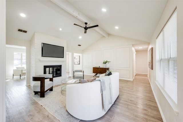 2824 Amber Drive S, Fort Worth, TX 76133