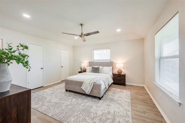 2824 Amber Drive S, Fort Worth, TX 76133