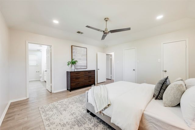 2824 Amber Drive S, Fort Worth, TX 76133