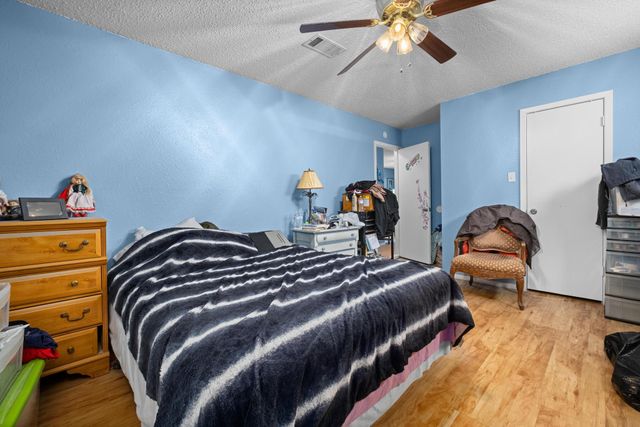 411 Thelma DR, Austin, TX 78745