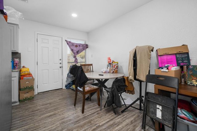 411 Thelma DR, Austin, TX 78745