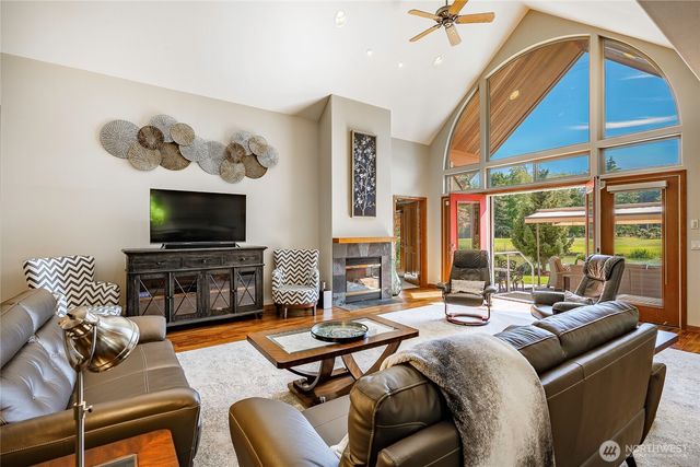 8793 Osprey Road, Blaine, WA 98230