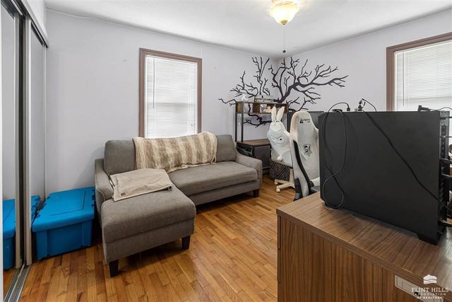 1970 Lincoln Drive, Manhattan, KS 66502