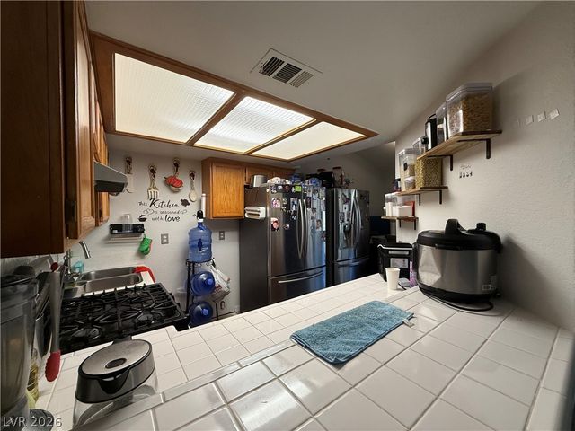 960 North Sloan Lane 204, Las Vegas, NV 89110