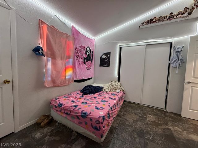 960 North Sloan Lane 204, Las Vegas, NV 89110