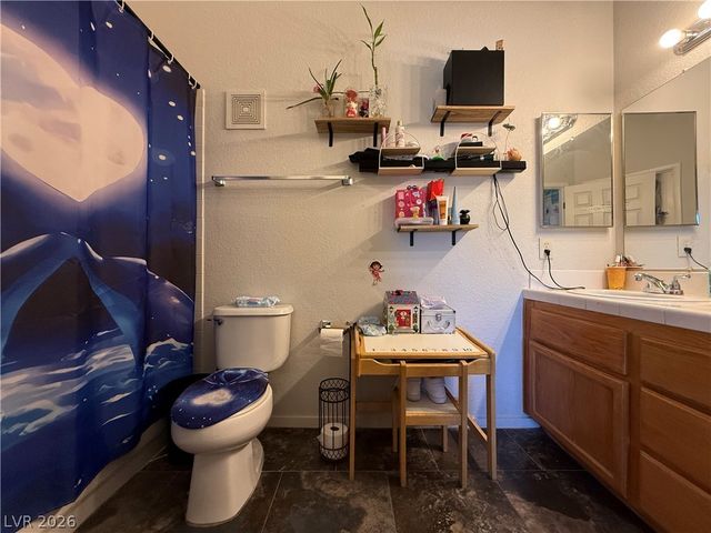 960 North Sloan Lane 204, Las Vegas, NV 89110