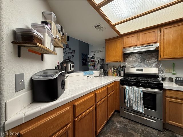 960 North Sloan Lane 204, Las Vegas, NV 89110