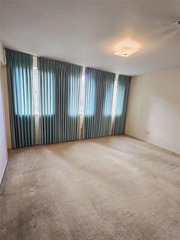 1922 Anvil Drive, Houston, TX 77090