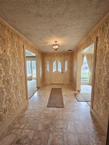 1922 Anvil Drive, Houston, TX 77090