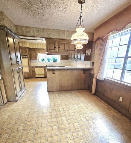 1922 Anvil Drive, Houston, TX 77090