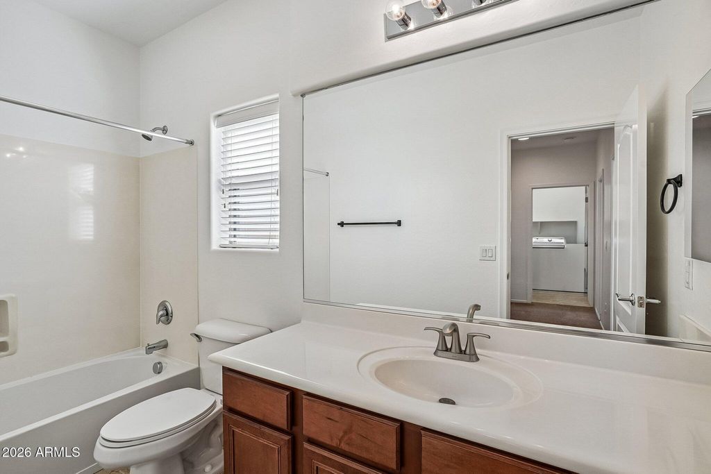 Image 33 of property listing at 1641 W LACEWOOD Place, Phoenix, AZ 85045